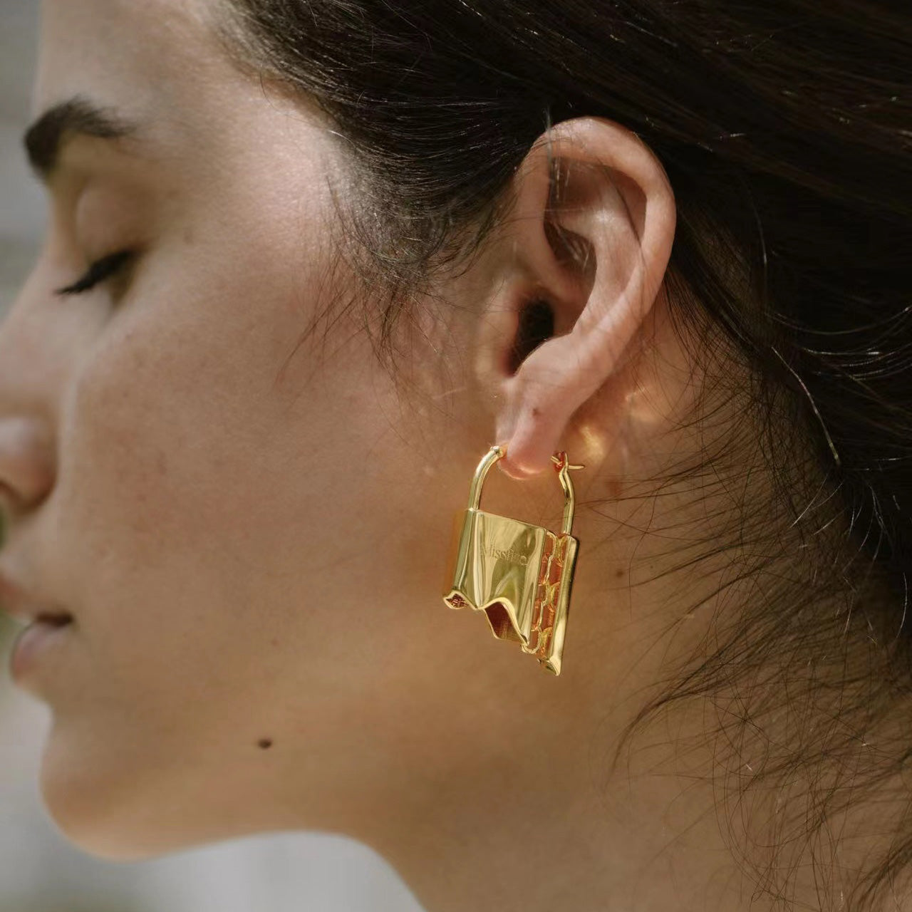 LOCK#1 Gold-Plated Earring / Pair